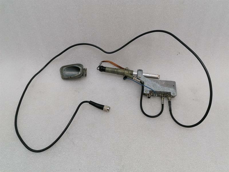 Mercedes-Benz 280SL - 600SL / SL (R129) Mercedes SL R129 aerial / antenna A1298200029 antenna Hirschmann Body type: Convertible
Fuel: Petrol