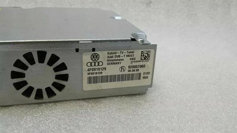 Audi RS6 4F Electronic Module 4F0919129 Control Unit TV Tuner Hybrid 3G MMI A6 Brand/Model: AUDI RS6
Year: 2008
Engine: 4991 c...
