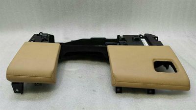 Porsche 970 Panamera Beige Knieabdeckung 97055220104 Armaturenbrettverkleidung