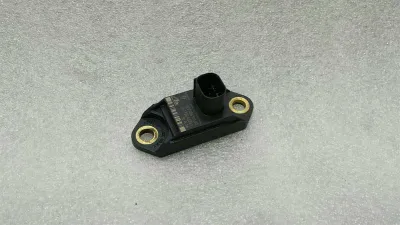 Porsche Panamera 970 Crash Sensor 97060611100 Impact Sensor