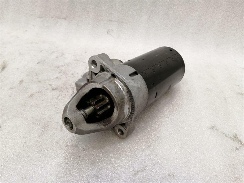 Porsche Panamera Porsche Panamera 970 Starter 94860421001 Starter Motor 4.8i 948 Body type: Saloon
Fuel: Petrol