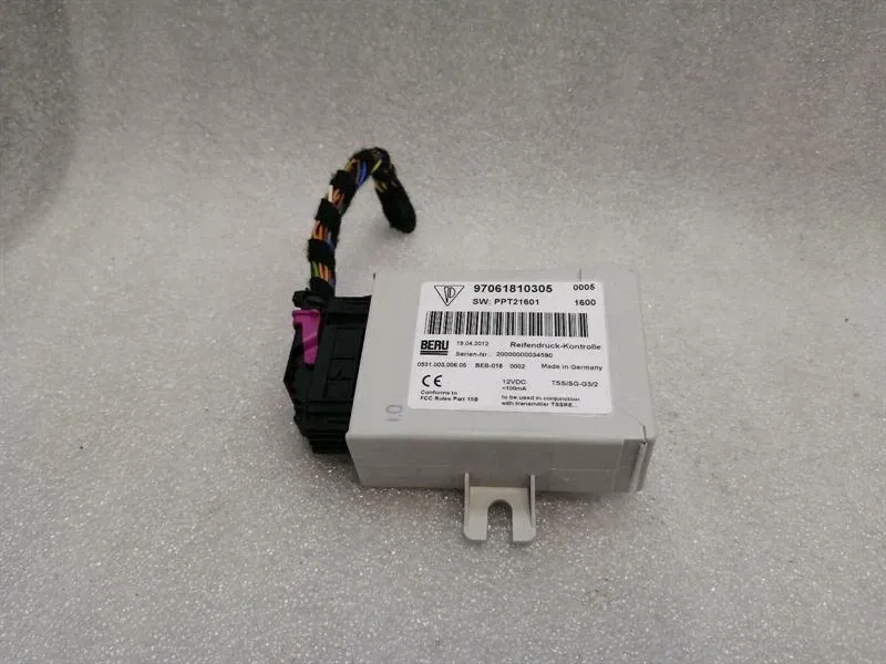 Porsche Panamera 970 RDK Electronic Module 97061810305 Control Unit RDK