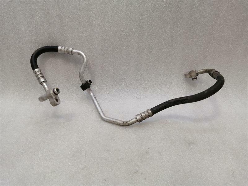 Porsche Panamera Porsche Panamera 970 A/C pipe 97057309700 air conditioning line air conditioning Body type: Saloon
Fuel: Petrol