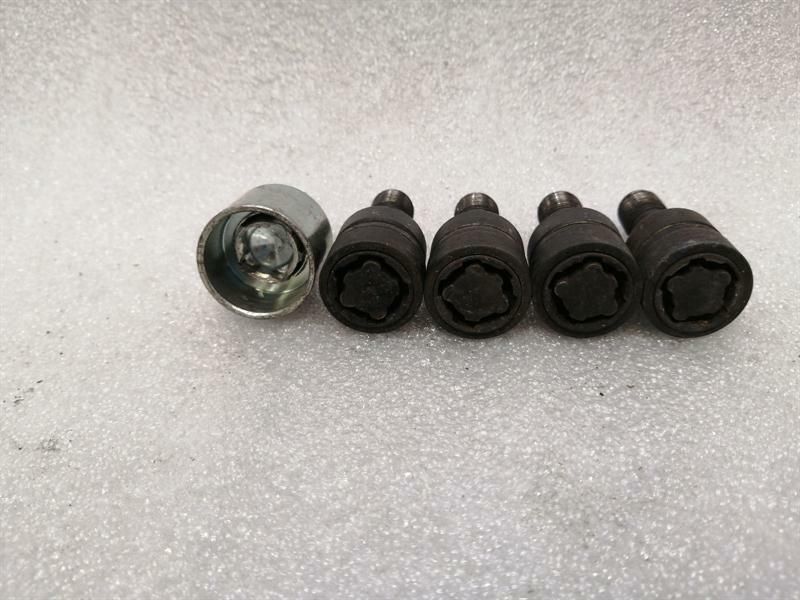 Porsche Panamera 970 Wheel Lock Bolts Set of 4 Lock Set KIT