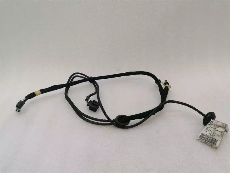 Porsche Cayenne Porsche Cayenne 958 92A Heated Washer Jet Wiring Loom 7P5971204B Wiring Harness Body type: SUV
Fuel: Petrol