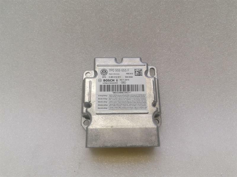 Porsche Cayenne Porsche Cayenne 958 92A Safety Module ECU 7P0959655F Air Control Unit SRS Body type: SUV
Fuel: Petrol