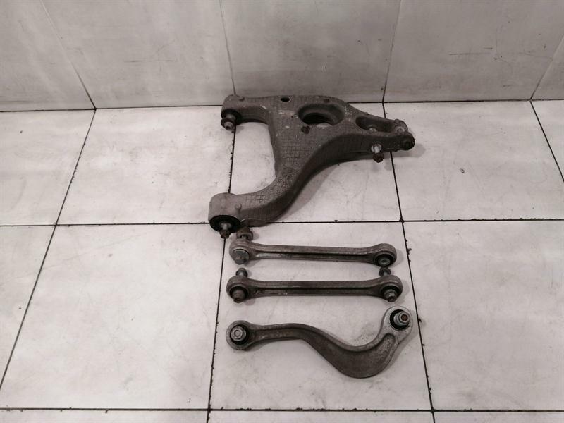 Porsche Panamera Porsche Panamera 970 right rear wishbone 97033104202 rear right wishbone Body type: Saloon
Fuel: Petrol