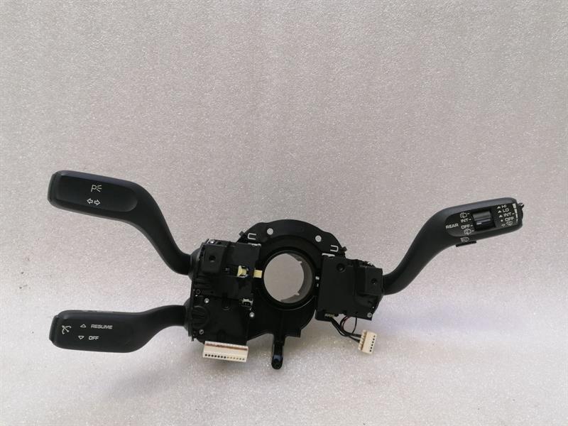 Porsche Cayenne Porsche Cayenne 958 92a Wiper Stalks 95B953568A Indicator Switch Steering Stock Switch Body type: SUV
Fuel: Petrol