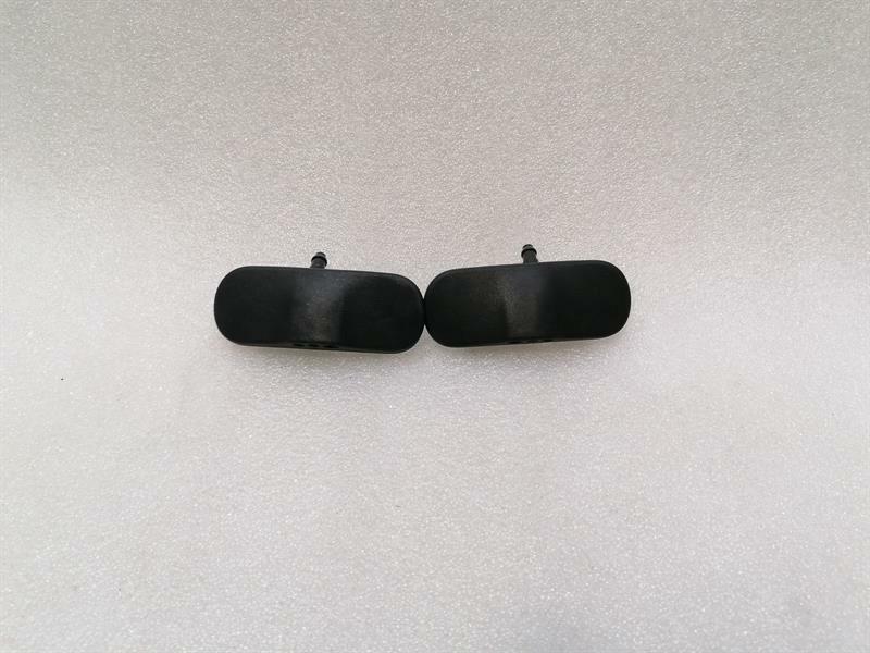 Porsche Cayenne Porsche Cayenne 958 Windscreen Washer Nozzle Set 7P5955987 Washer Water Nozzle Set Body type: SUV
Fuel: Petrol