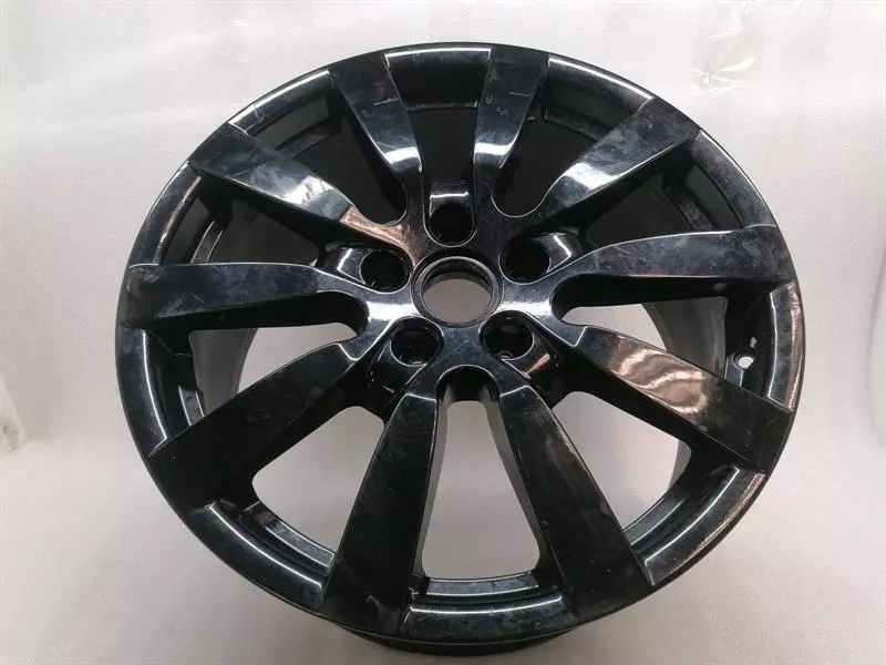 Porsche Cayenne Porsche Cayenne 958 92a Alloy Wheel 7P5601025BN Alloy Rim 9JX20 ET57 Body type: SUV
Fuel: Petrol
