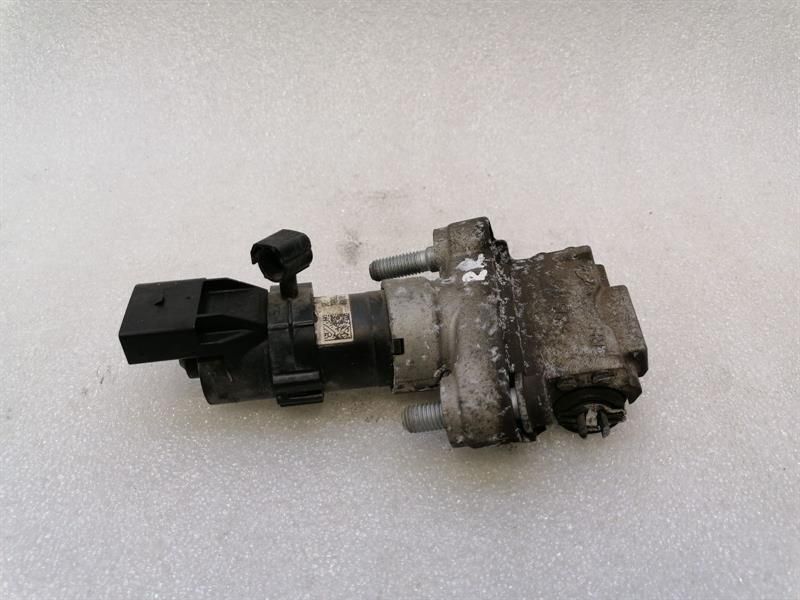 Porsche Cayenne 958 92a Park Brake Engine 95835209201 ACTUATOR PARKING BRAKE Hi Re