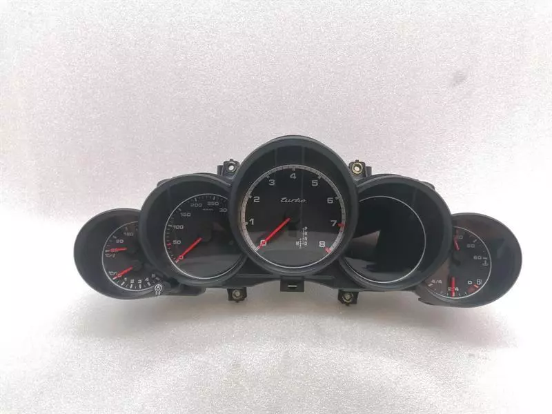 Porsche Cayenne Porsche Cayenne 958 92a Instrument Cluster 7P5920902 Speedometer V8 TURBO KMH Body type: SUV
Fuel: Petrol