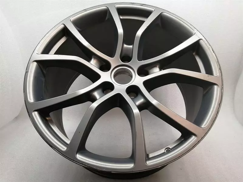Porsche Cayenne Porsche Cayenne 9y Alloy Wheel 9Y0601025Q 11J X21 ET58 Exclusive Design Body type: SUV
Fuel: Petrol