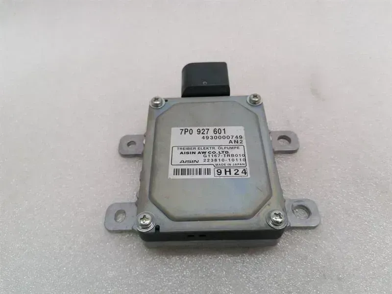 Porsche Cayenne Porsche Cayenne 958 92A Oil Pump Module 7P0927601 Oil Pump Control Unit Body type: SUV
Fuel: Petrol