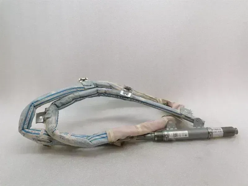 Porsche Cayenne Porsche Cayenne 958 92a Left Module 7P5880741B Module Left Body type: SUV
Fuel: Petrol