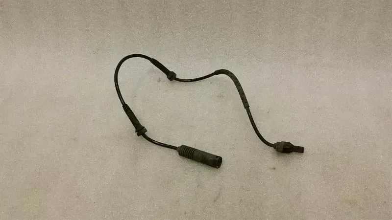 BMW 1 (E81 / E82 / E87 / E88) BMW 1 Series E87 Front A.B.S Sensor 6762465 ABS Sensor Front Body type: Hatchback
Fuel: Petrol