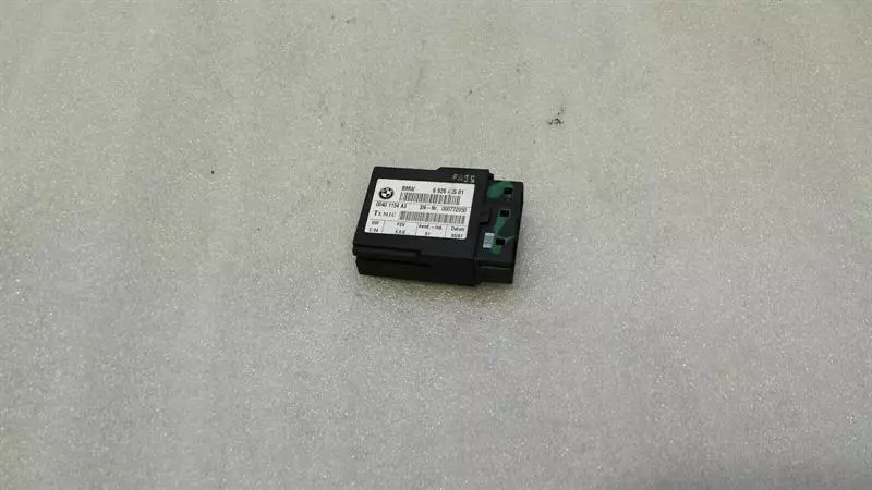 BMW 1 (E81 / E82 / E87 / E88) BMW 1 Series E87 seat heating module 6926435 seat heating control unit Body type: Hatchback
Fuel: Petrol