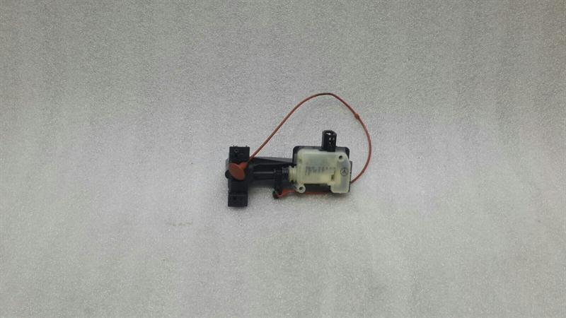 Mercedes-Benz C (W203) Electronic module