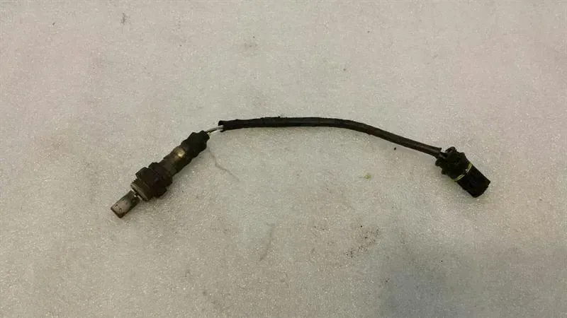 BMW 1 (E81 / E82 / E87 / E88) BMW 1 Series E87 LAMBDA Sensor 7547313 HO2S Body type: Hatchback
Fuel: Petrol
