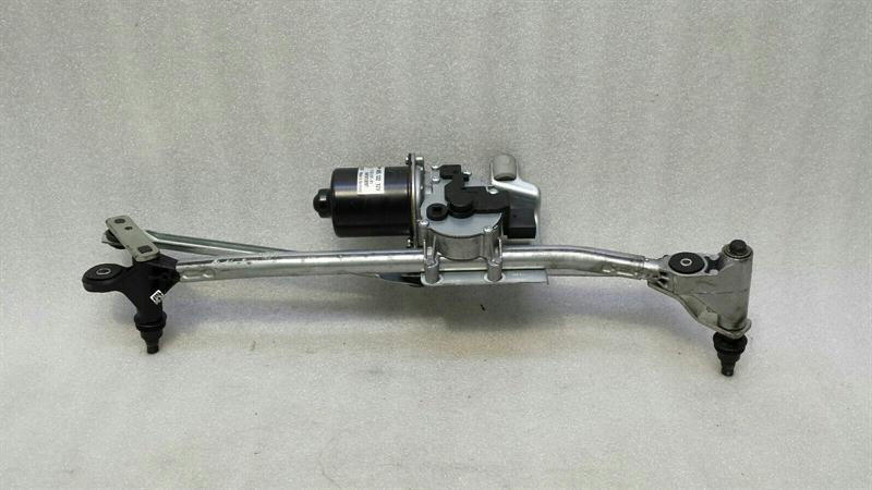 BMW 1 (E81 / E82 / E87 / E88) BMW 1 Series E87 RHD front Wiper engine 7192964 right handlebar Body type: Hatchback
Fuel: Petrol