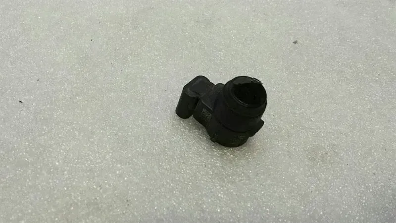 BMW 1 (E81 / E82 / E87 / E88) BMW 1 Series E87 Parking Sensor 6934308 Parking Aid Parking Sensor Black Body type: Hatchback
Fuel: Petrol