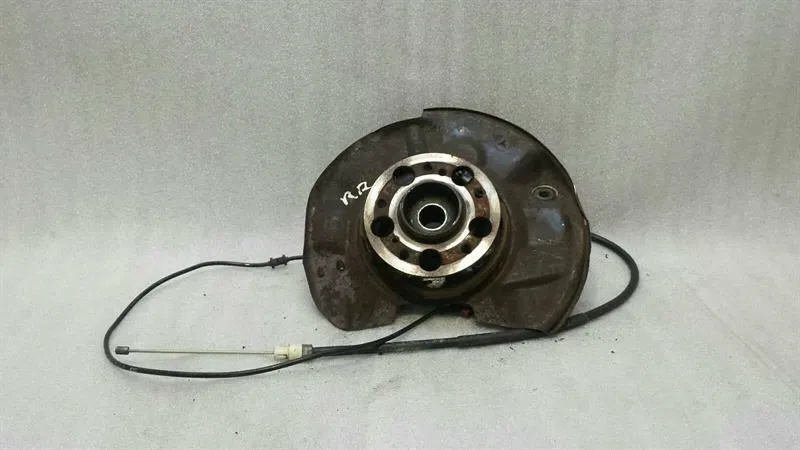 Mercedes SLK R171 Right Rear Hub A2033501408 Wheel Bearing Housing Rear Right