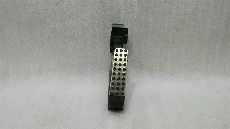 Mercedes-Benz SLK (R171) Gas Pedal (electrical) Mercedes SLK55 AMG R171 Gas Pedal (Electrical) ...