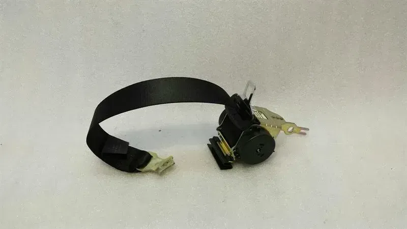 BMW 2,5CS - 3,2CSL (E9) 1968-1976 BMW 3 Series E46 rear seat belt 8202591 seat belt belt rear