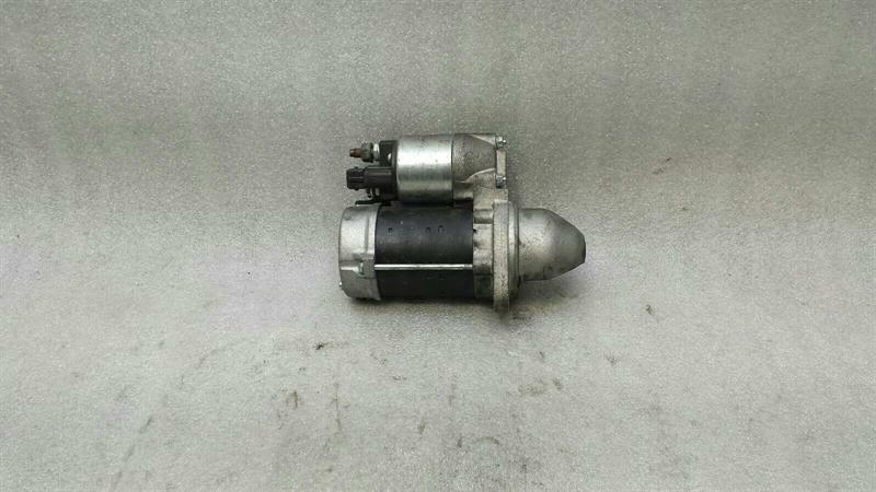 BMW Z4 (E85 / E86) BMW Z4 E85 E86 starter engine 402110411 starter 2.5i Body type: Convertible
Fuel: Petrol