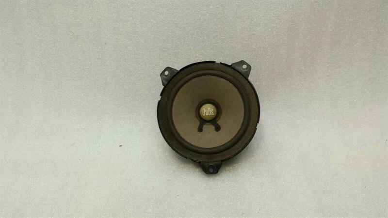 BMW 3 (E46) BMW 3 Series E46 Right Door Speaker 8368244 Door Speaker Right Harman Cardon