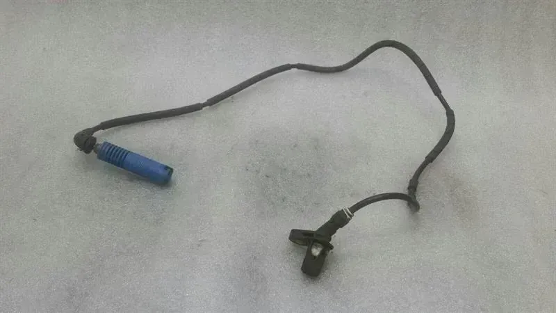 BMW Z4 (E85 / E86) BMW Z4 E85 E86 A.B.S Sensor 6757281 ABS Sensor Body type: Convertible
Fuel: Petrol