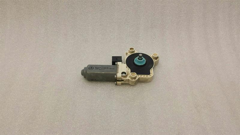 Mercedes-Benz C (W204) Door Window Motor Mercedes E Class W211 door window engine A21182...