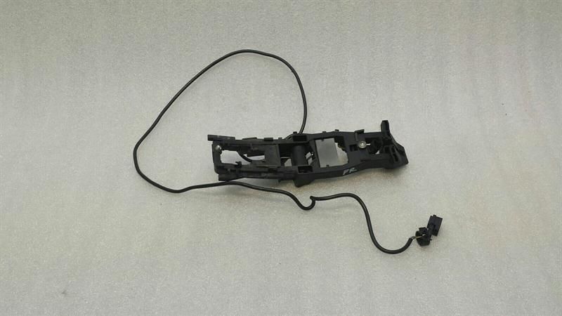 Mercedes E Class W211 Front Right Handle Carrier A2117600234 Door Handle Carrier VR