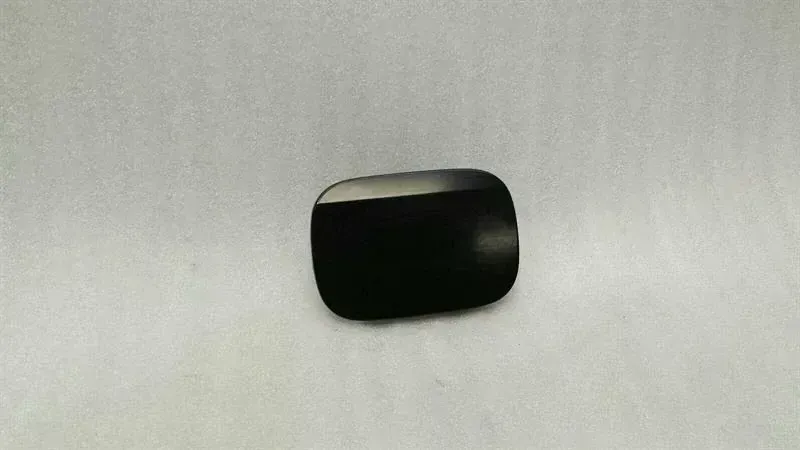 Mercedes-Benz A (W169) Mercedes E Class W211 Fuel Cap A2117500206 Fuel Cap Fuel Flap Black Body type: Saloon
Fuel: Petrol