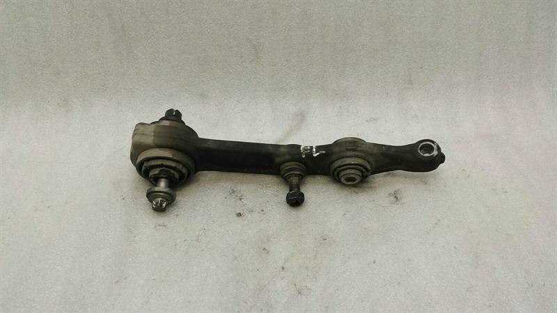 Mercedes-Benz A (W169) Mercedes E63 AMG W211 left front wishbone A2113308107 front left handlebar Body type: Saloon
Fuel: Petrol