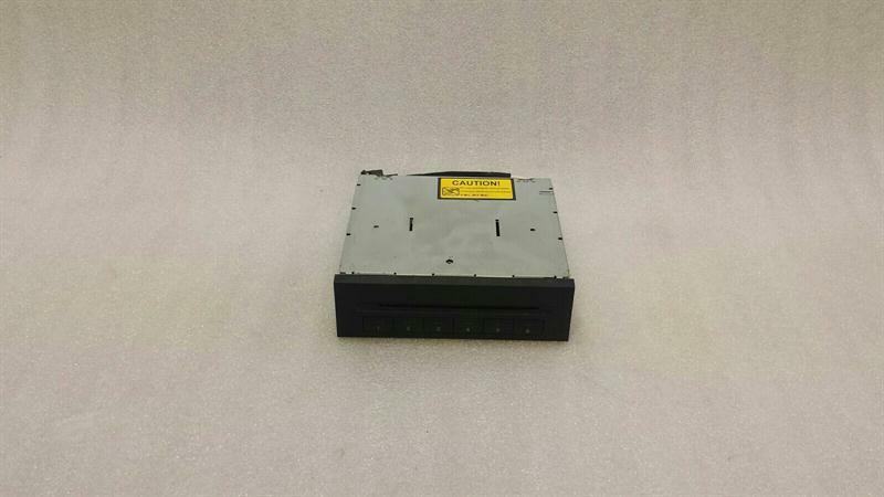 Mercedes-Benz C (W204) Cd changer Mercedes E Class W211 CD Changer A2118705390 CD...