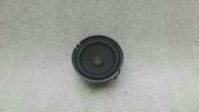BMW 3 (E90 / E91 / E92 / E93) BMW 3 Series E92 E90 Speaker 6938657 Speakers