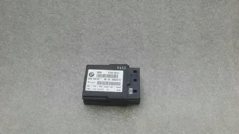 BMW 3 (E90 / E91 / E92 / E93) BMW 3 Series E92 M3 Seat Control Module 9216128 Seat Control Unit