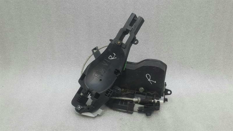 BMW 3 (E90 / E91 / E92 / E93) BMW 3 Series E92 right door lock 51217318420 door lock right