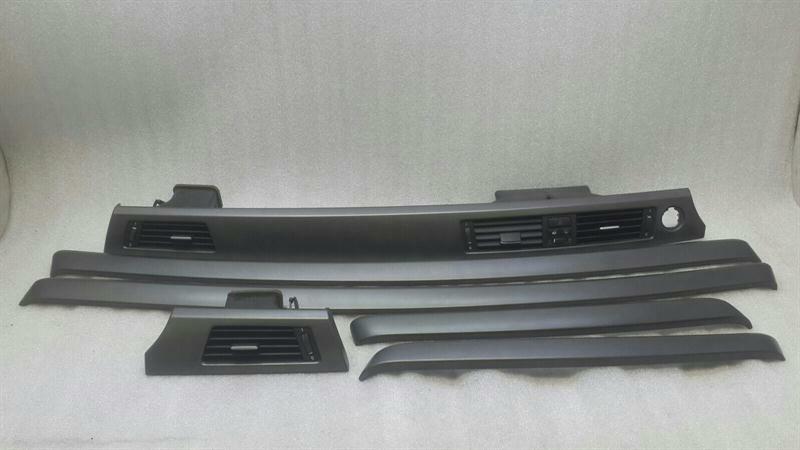BMW 3 (E90 / E91 / E92 / E93) BMW 3 Series E92 M3 RHD Trim Set 7900805 Right Handlebar Titanium