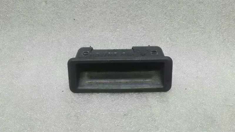 BMW 3 (E90 / E91 / E92 / E93) BMW 3 Series E92 rear tailgate switch 7118158 boot lock switch