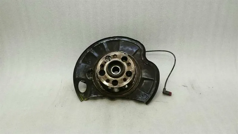 Mercedes S-Class W221 RRH Hub A2213502208 Wheel Bearing Housing Rear Right