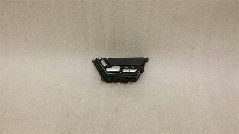 Mercedes S-Class W221 rear left seat switch A2218708051 seat switch rear Li