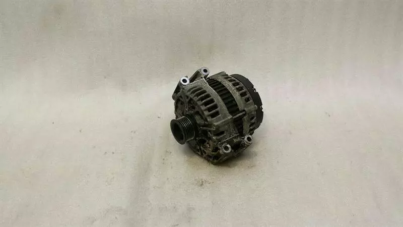 Mercedes-Benz A (W169) Mercedes S-Class W221 Alternator A0131549902 Alternator M156 V8 Body type: Saloon
Fuel: Petrol