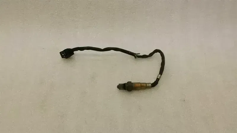 Mercedes-Benz A (W169) Mercedes S-Class W221 Lambda Sensor A0045420818 Oxygen Sensor Body type: Saloon
Fuel: Petrol