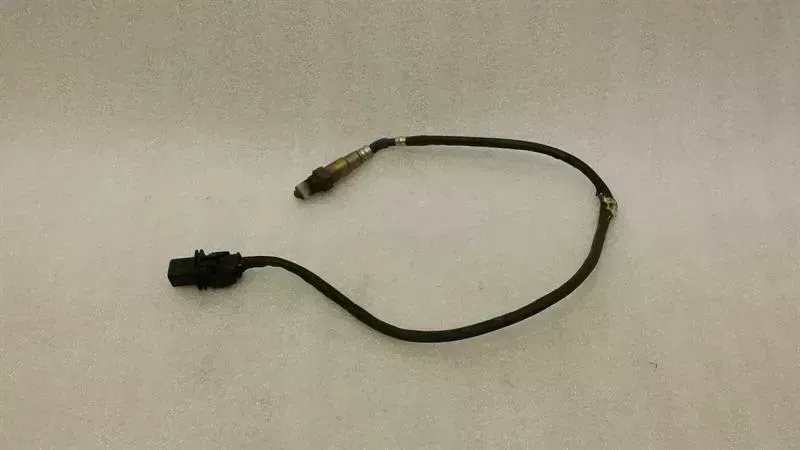 Mercedes-Benz A (W169) Mercedes S-Class W221 Lambda Sensor A0035427118 Oxygen Sensor Body type: Saloon
Fuel: Petrol