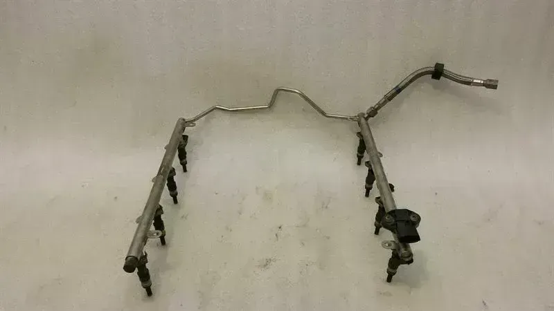 Mercedes-Benz A (W169) Mercedes W216 W221 Fuel Rail A1560701795 Injection Strip Pipe Distributor M156 S63 Body type: Saloon
Fuel: Petrol