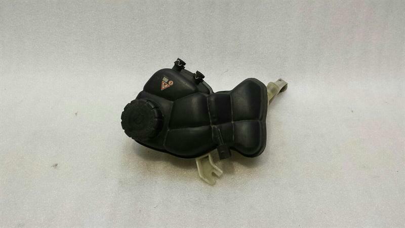 Mercedes-Benz A (W169) Mercedes S W221 Expansion Tank A2215000349 Balancing Tank Cooling Water Body type: Saloon
Fuel: Petrol