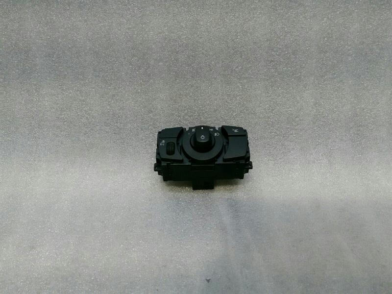 BMW 6 (E63 / E64) BMW 6 Series E63 E60 Headlight Switch 6925259 Light Switch