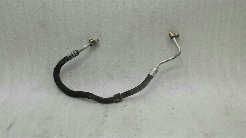 BMW 6 (E63 / E64) BMW 6 Series E63 M5 M6 A/C Pipe 6927828 Air Conditioning Line Air Conditioning S85 Body type: Coupe
Fuel: Petrol